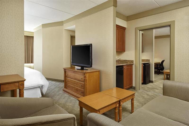 Four Points By Sheraton Kitchener-Waterloo Bagian luar foto