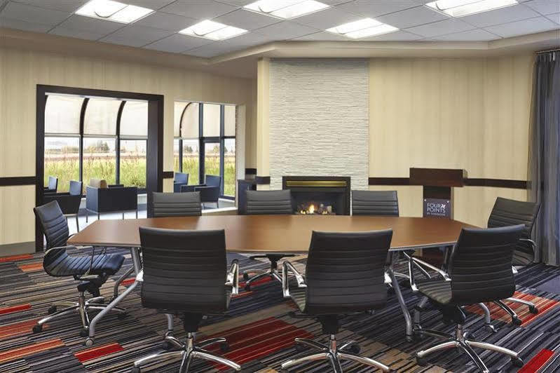 Four Points By Sheraton Kitchener-Waterloo Bagian luar foto
