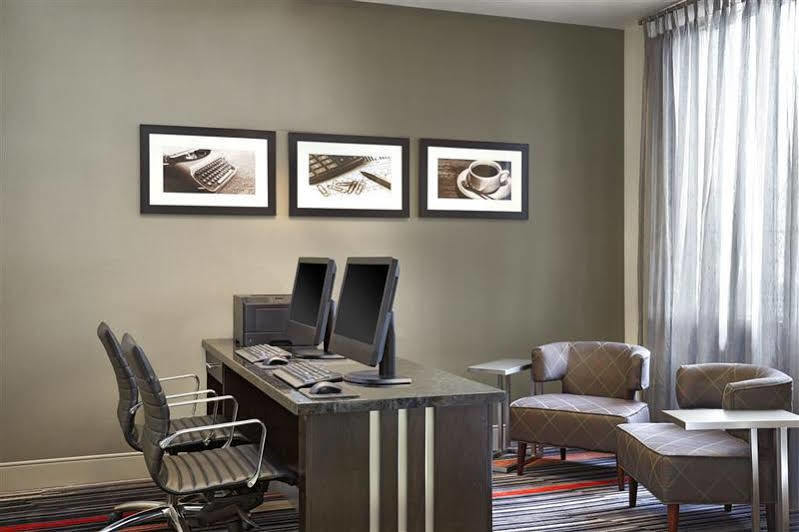 Four Points By Sheraton Kitchener-Waterloo Bagian luar foto